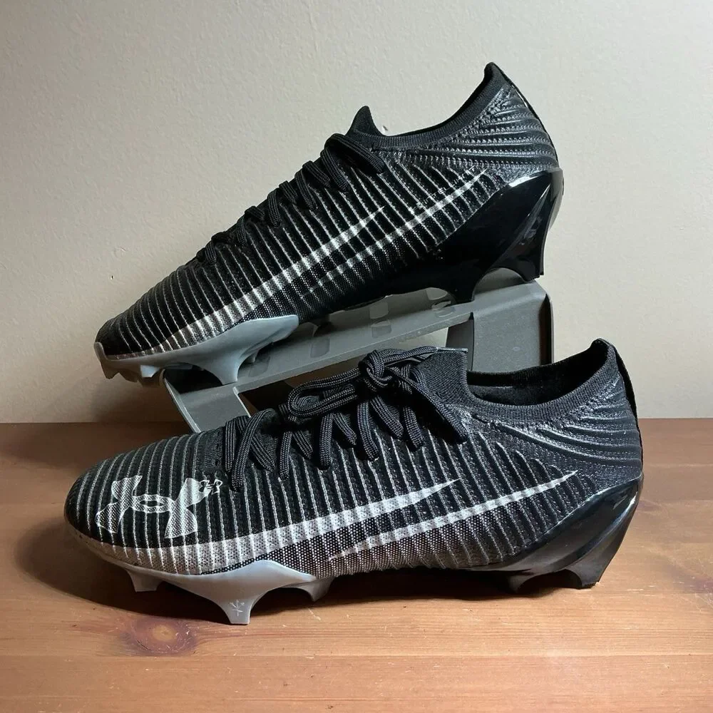 Under Armour Blur Pro Black Silver Football Cleats Men’s Size 13 3028220-003